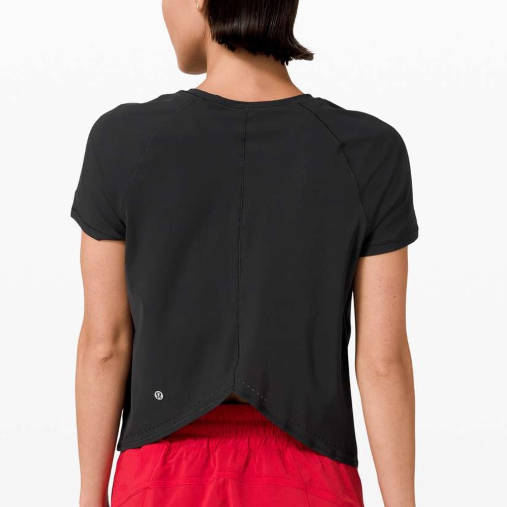 NWT Lululemon Rise And Run Short Sleeve